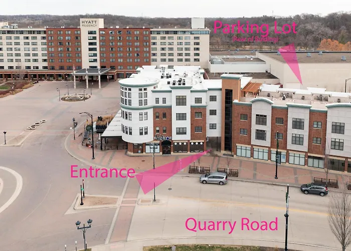 Iowa River Landing Luxury 2-Bed & 2-Bath Condo
