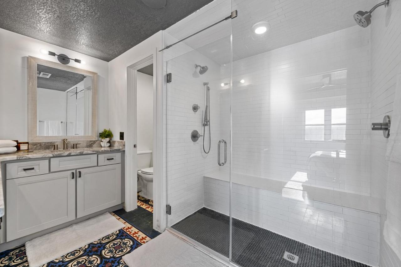 Apartment Iowa River Landing Luxury 2-bed & 2-bath *