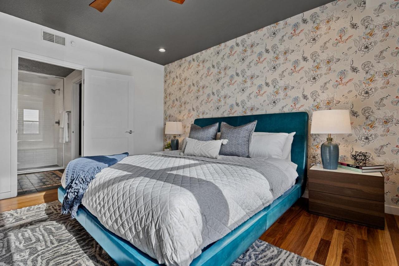 Apartment Iowa River Landing Luxury 2-bed & 2-bath
