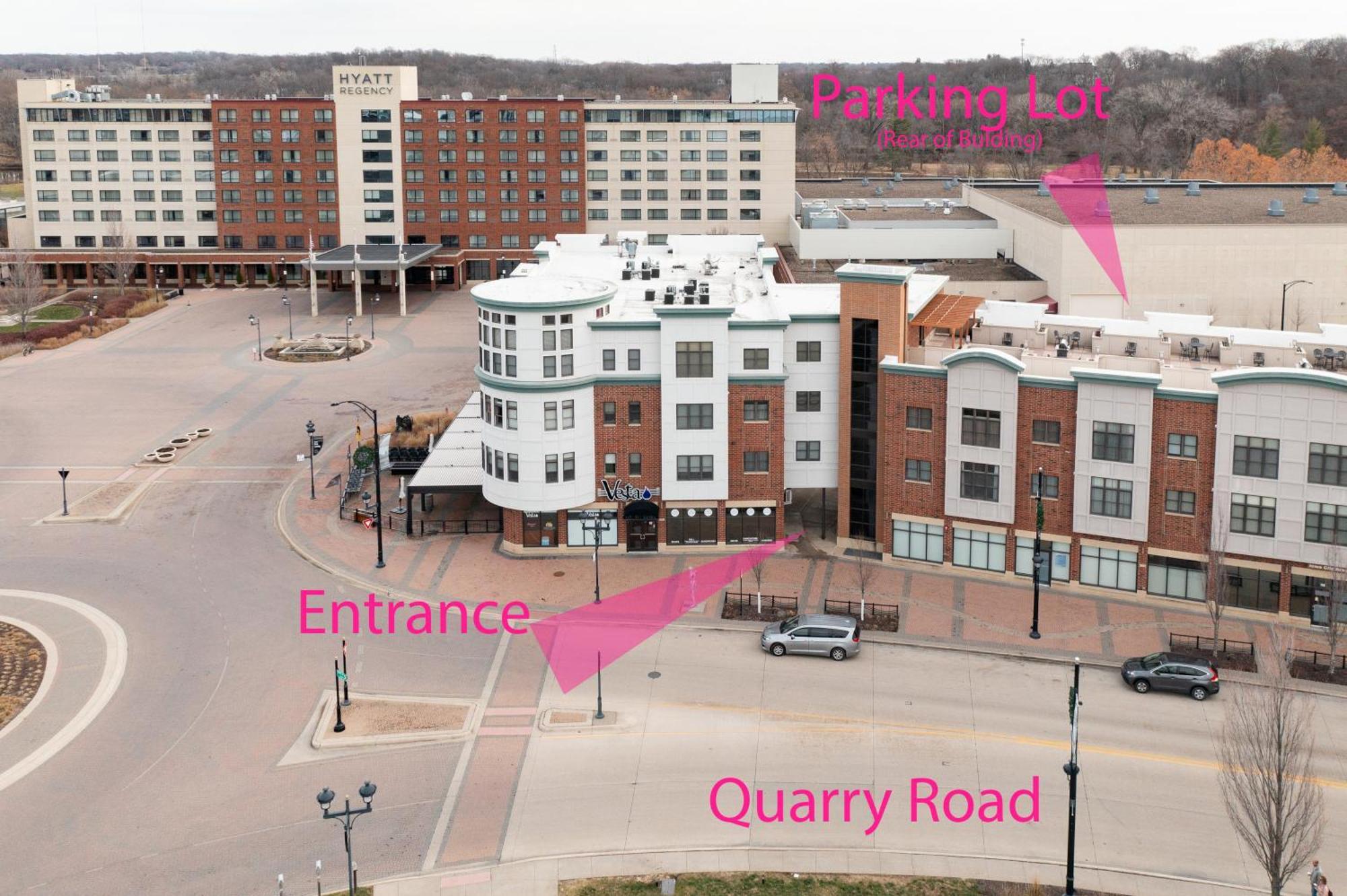 Iowa River Landing Luxury 2-bed & 2-bath *